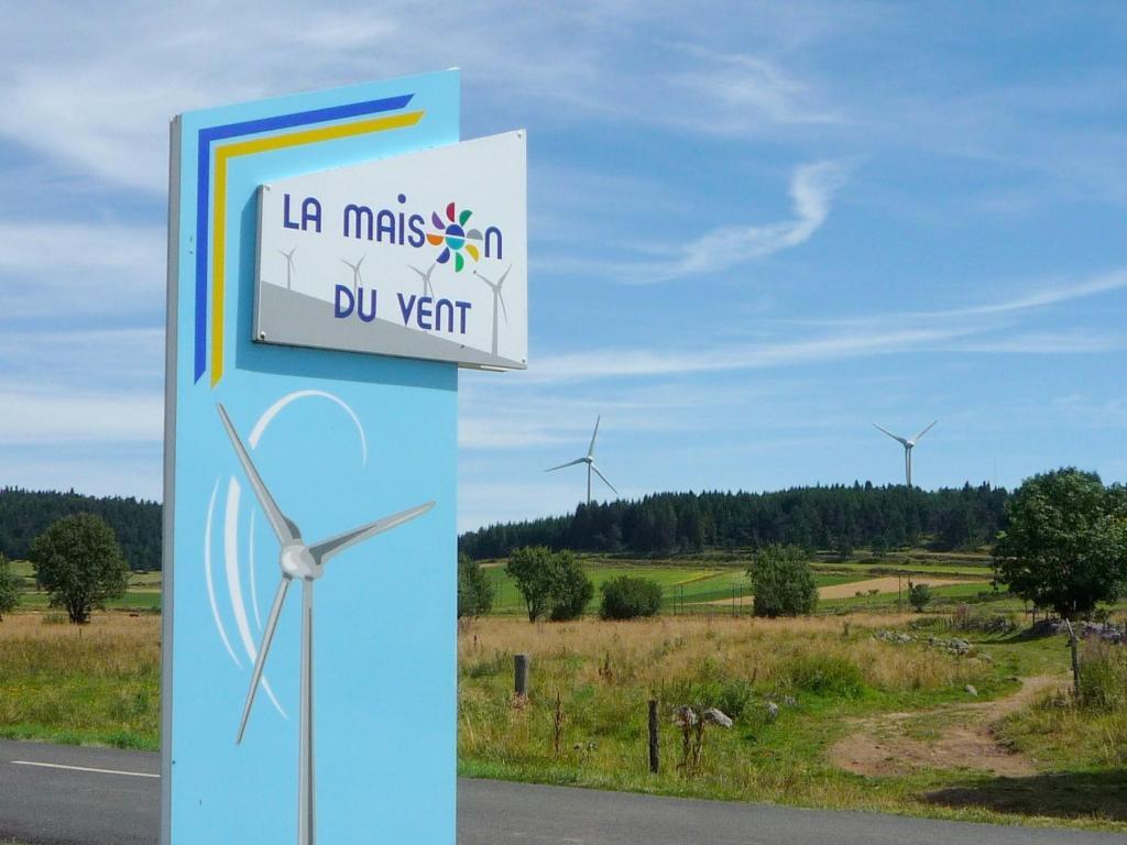 Le Gite Du Velay Bains Exterior foto
